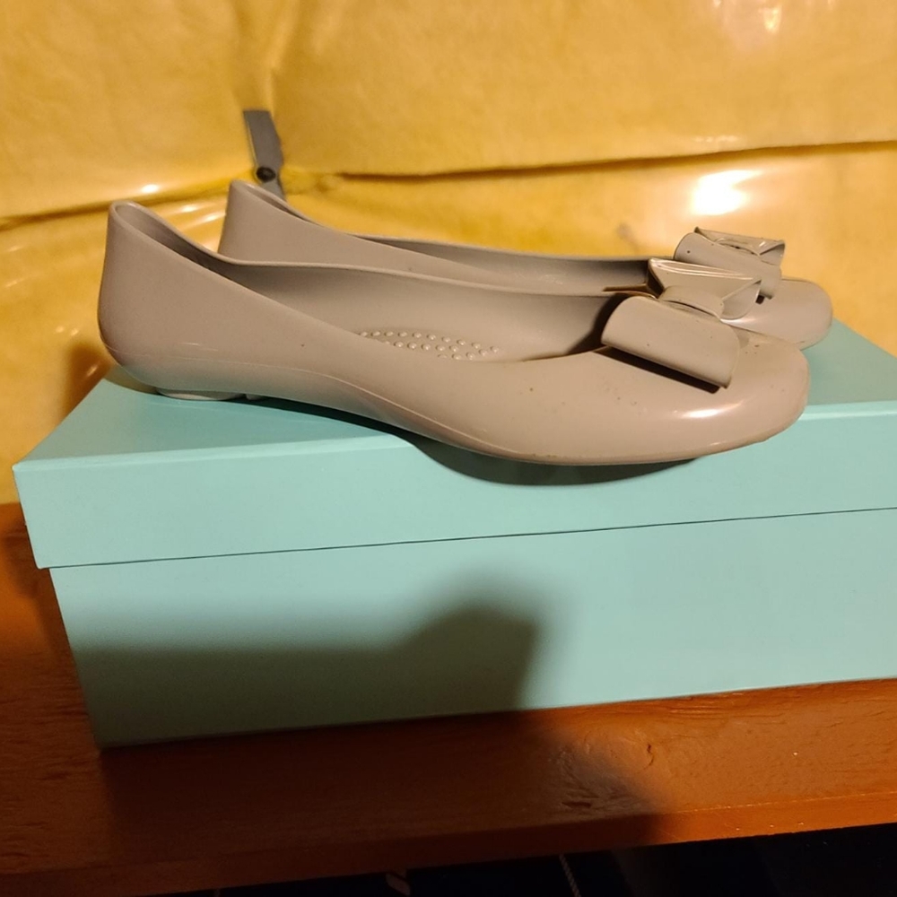 Oka B Frederica Ballet Dove with Dove Bow